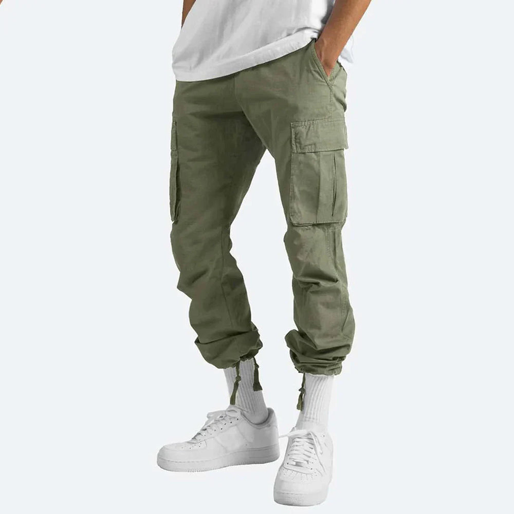 "Heren cargo broek voor outdoor, duurzaam ripstop-weefsel, ademend, meerdere zakken, ideaal voor avonturen in de natuur."