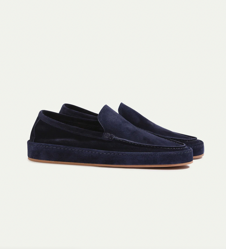 "Heren loafers, elegant en comfortabel, gestroomlijnd silhouet, kussentje voetbed, ideale keuze voor diverse outfits."
