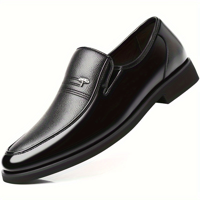 "Heren loafers van hoogwaardig leer, ademend en lichtgewicht, met slip-on ontwerp en stijlvolle, luxe uitstraling."