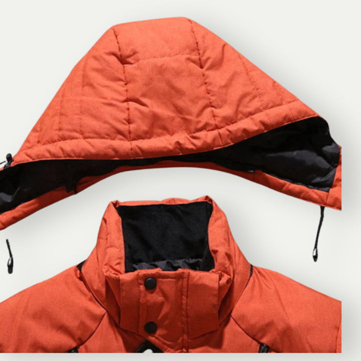 "Heren Parka Winterjas met rits en capuchon, donkergroen, lange mouwen, zijzakken, perfect voor koude dagen."