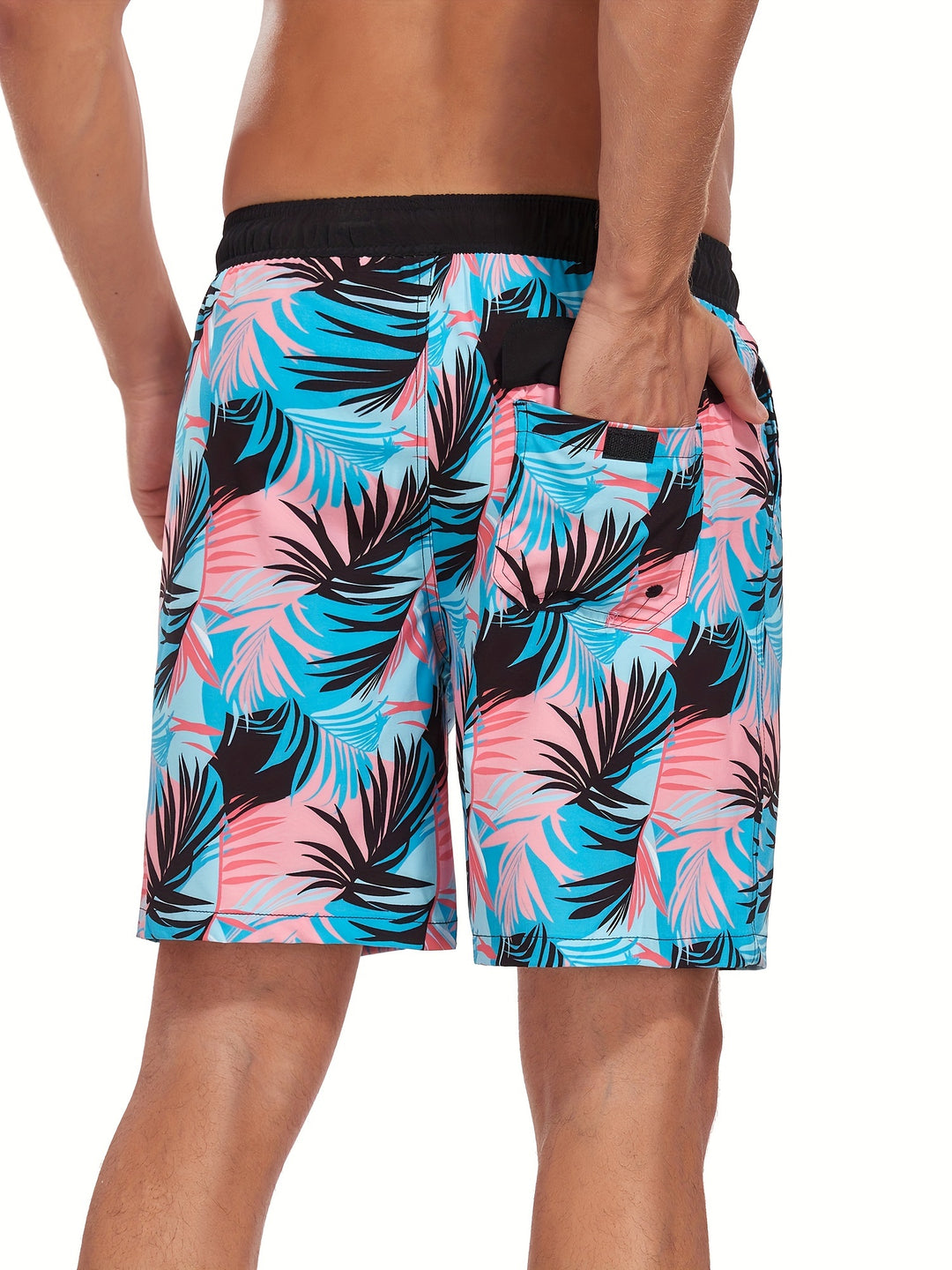 "Heren zwembroek met levendige tropische flamingo-print, sneldrogend materiaal en verstelbaar trekkoord voor comfort."