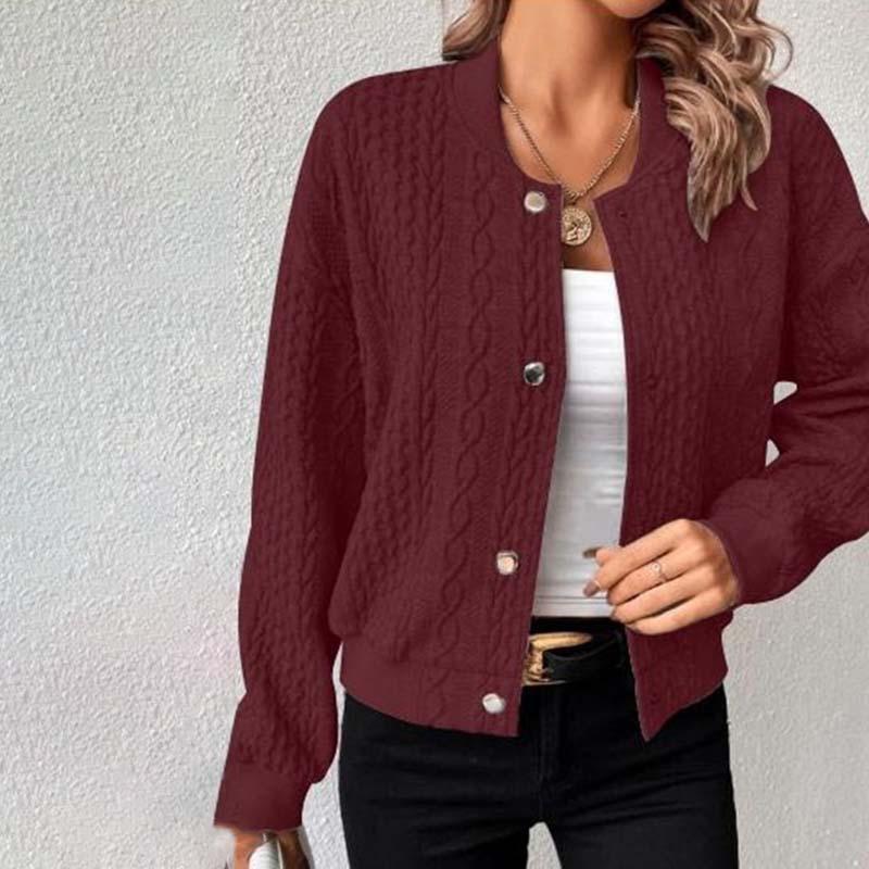 "Kasia casual kabelgebreid damesvest met knoopsluiting, elegant kabelpatroon, comfortabele pasvorm, stijlvol en veelzijdig."