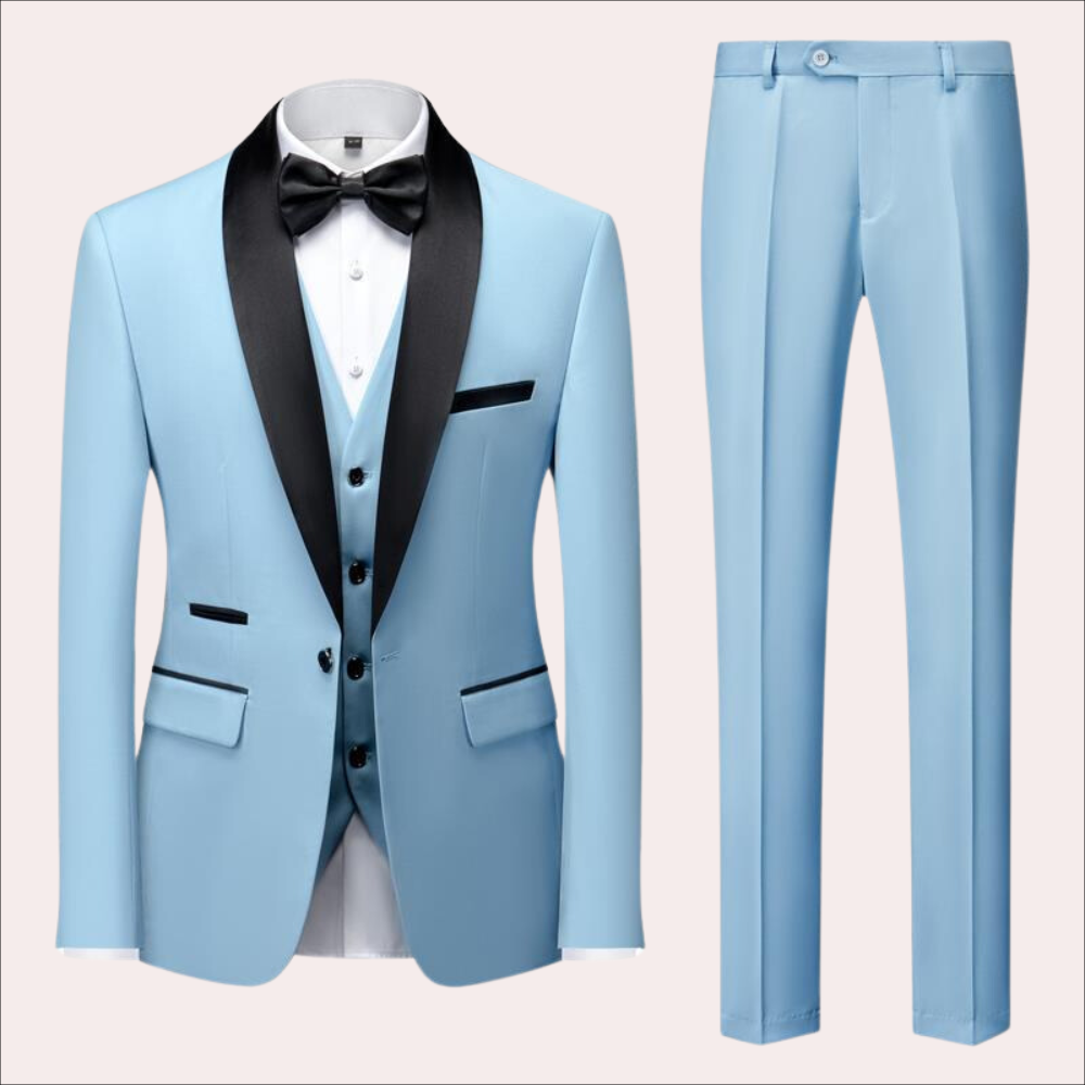 "Klassiek driedelig herenpak in zwart met satijnen revers, perfect voor zakelijke en formele gelegenheden, stijlvolle kleding