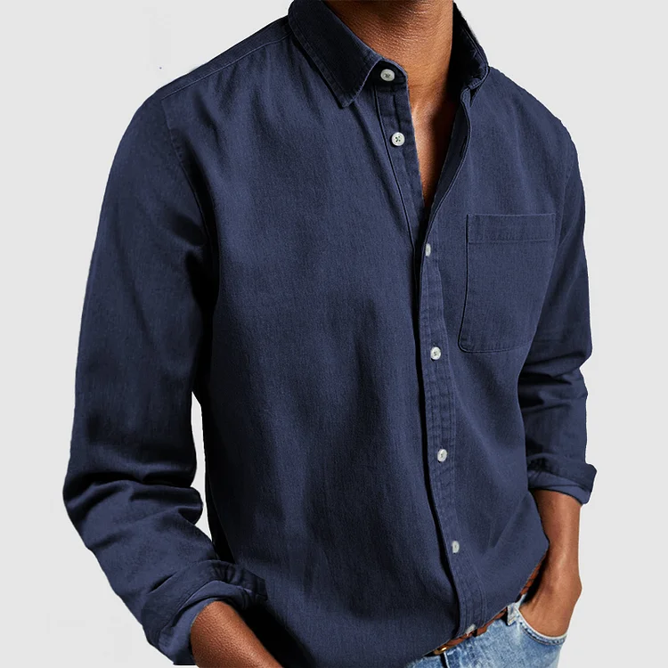 "Klassiek herenoverhemd van ademend katoen, veelzijdig design in blauw en zwart, geschikt voor formele en casual gelegenheden