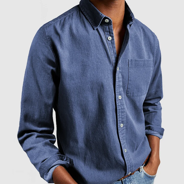 "Klassiek herenoverhemd van ademend katoen, veelzijdig design in blauw en zwart, geschikt voor formele en casual gelegenheden