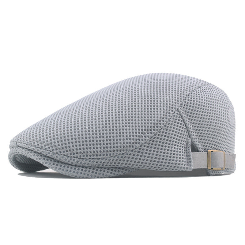 Klassieke herenpet met ademend mesh, lichtgewicht en stijlvol ontwerp, perfect voor de zomer. Ideaal voor casual outfits.