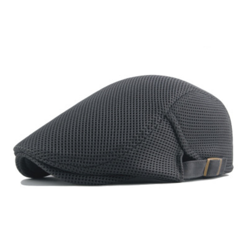 Klassieke herenpet met ademend mesh, lichtgewicht en stijlvol ontwerp, perfect voor de zomer. Ideaal voor casual outfits.