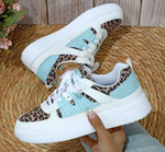 Leeuw turquoise