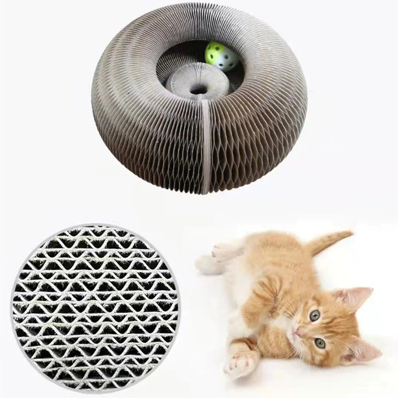 "Kleurrijke speeltunnel voor katten, gemaakt van duurzaam materiaal, stimuleert activiteit en nieuwsgierigheid."