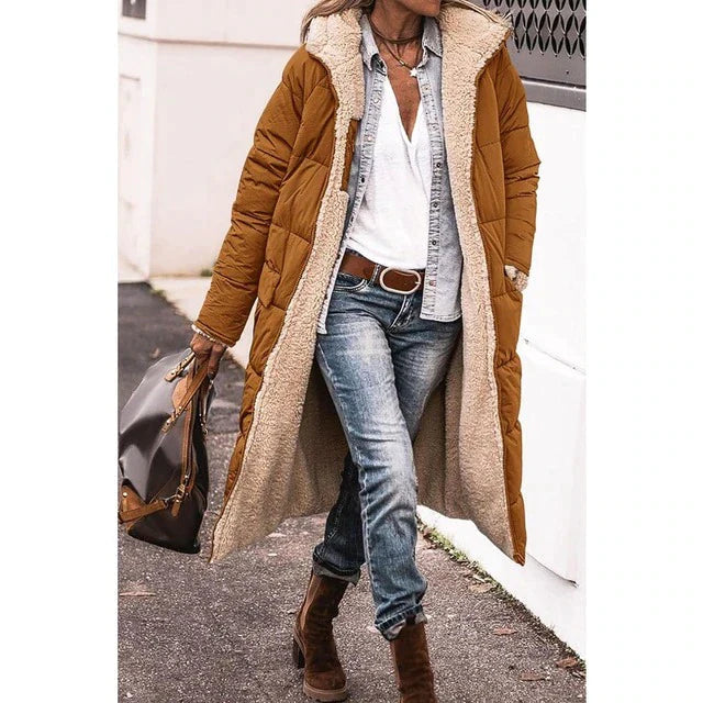 "Lange sherpa puffer jas voor dames, omkeerbaar met gladde en fleece zijde, met capuchon, warm en modieus ontwerp."
