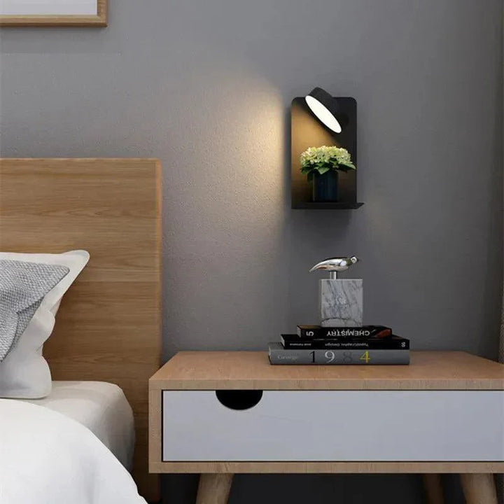 "LED nachtlamp met verstelbare 360° hoek, USB-oplader, en verstelbare kleurtemperatuur, perfecte sfeerverlichting."