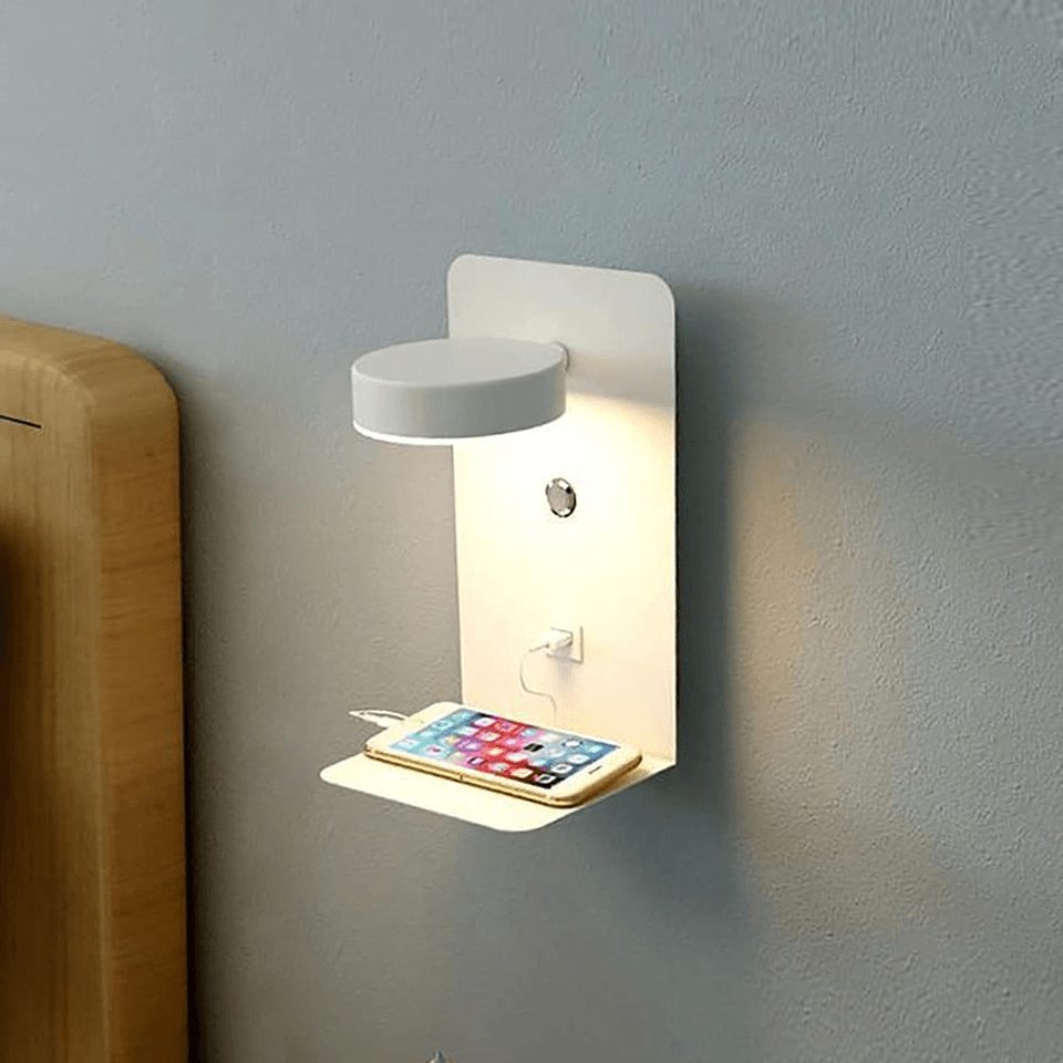 "LED nachtlamp met verstelbare 360° hoek, USB-oplader, en verstelbare kleurtemperatuur, perfecte sfeerverlichting."