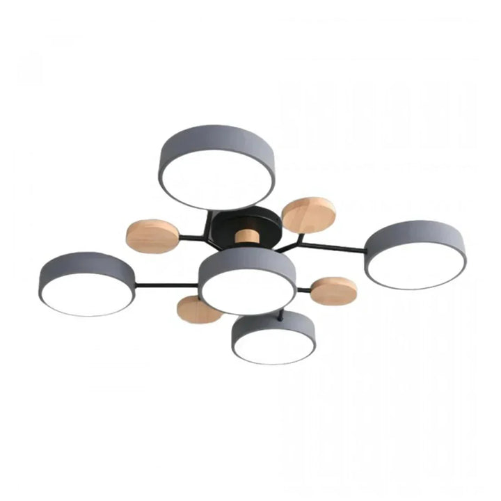 "LED plafondlamp modern Scandinavisch design, metaal en hout, artistieke lichttakken, warme en dimbare verlichting."