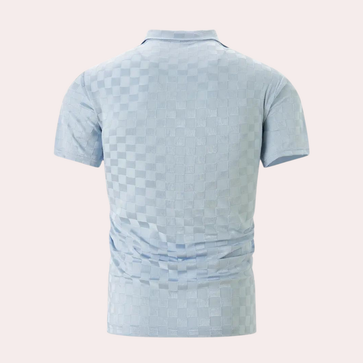 Lichtblauwe polo voor heren met korte mouwen en ademende stof, ideaal voor casual en formele gelegenheden.