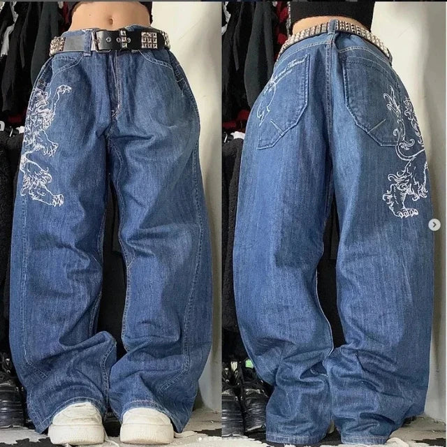 "Lichtblauwe unisex retro baggy cargo jeans met hoge taille en wijde pijpen, geïnspireerd door punkstijl en comfort."