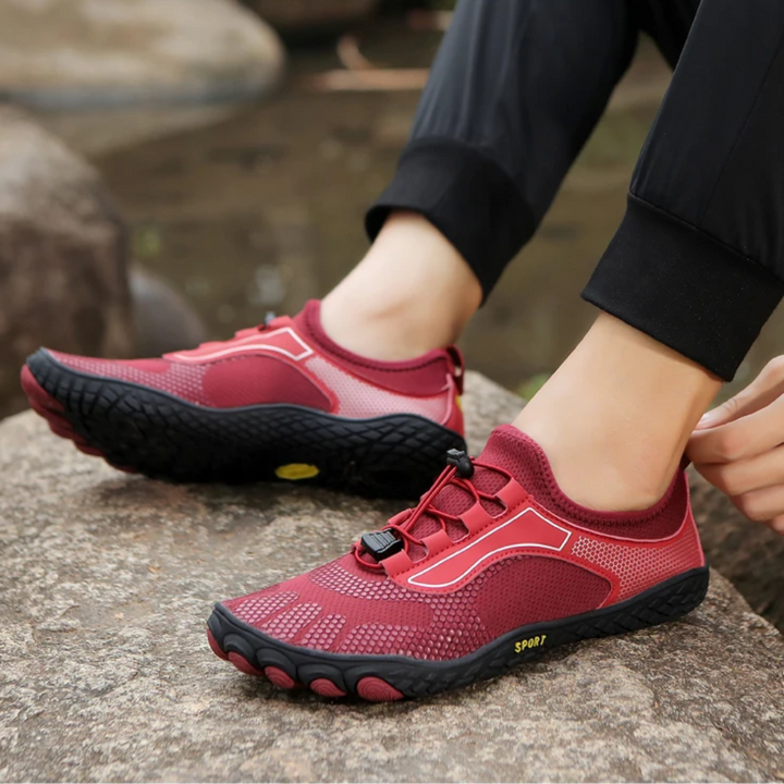 "Lichtgewicht, ademende AquaFlex waterschoenen met sneldrogend stretchmateriaal en antislip zool voor heren en dames"