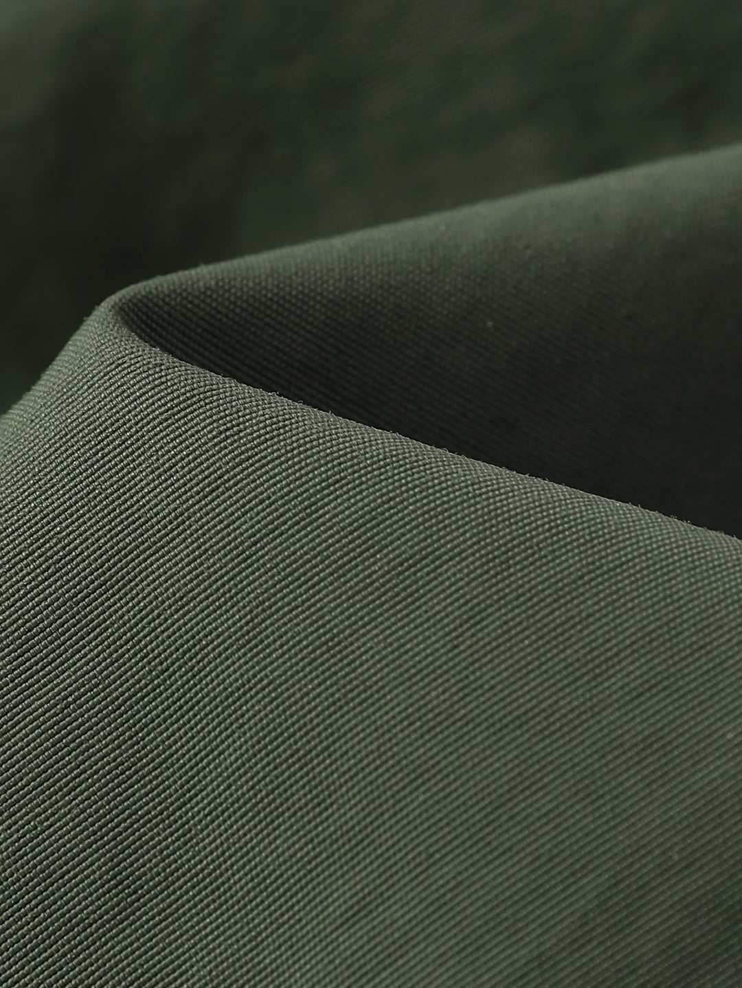 "Lichtgewicht casual herenjack, praktisch ontwerp met ritsvakken, waterafstotend en windwerend, stijlvol grijs."