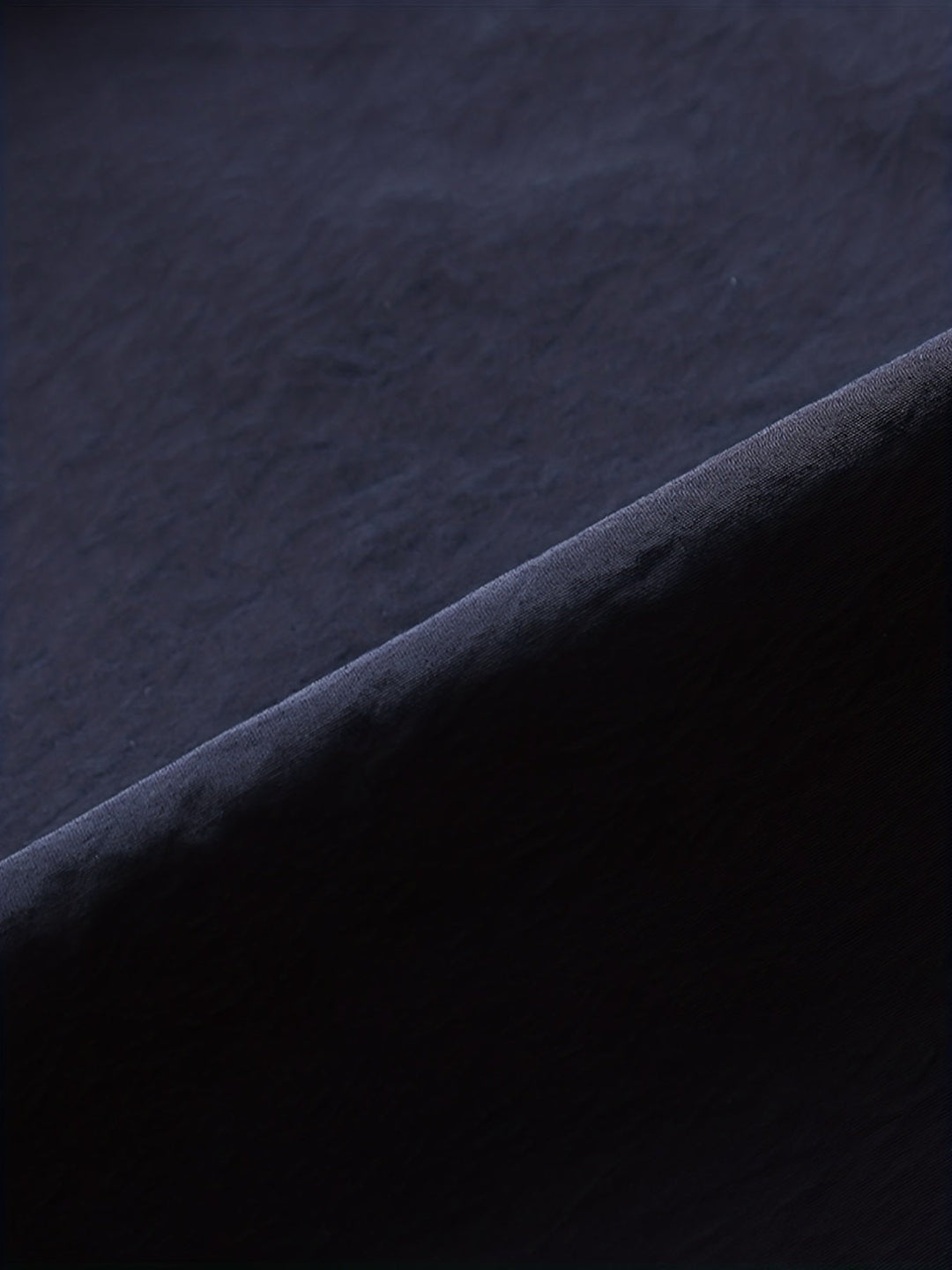 "Lichtgewicht casual herenjack, praktisch ontwerp met ritsvakken, waterafstotend en windwerend, stijlvol grijs."