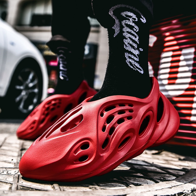 "Lichtgewicht EVA foam slippers voor heren, schokabsorberend en modern ontwerp, ideaal voor zomer en thuisgebruik."