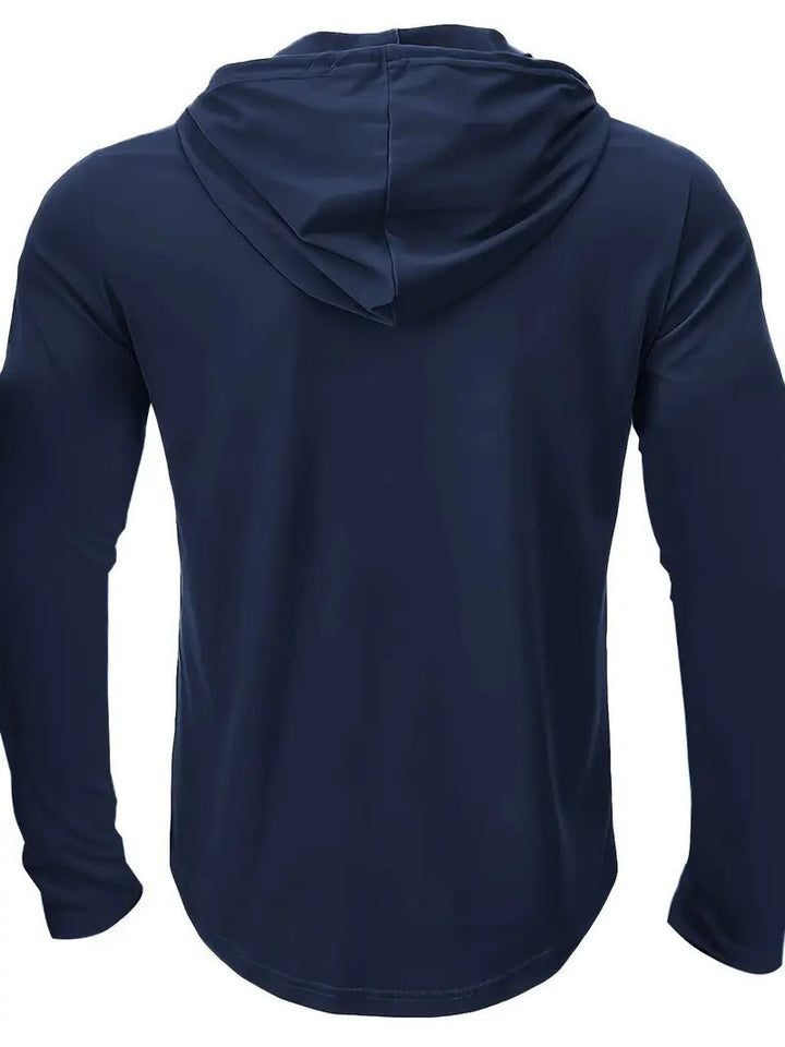 "Lichtgewicht heren hoodie voorkant met drie-knopen sluiting, ademende gebreide stof, ideaal voor casual en sportieve activit