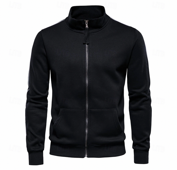 "Lichtgewicht herenvest, veelzijdig en stijlvol, in blauw, grijs, khaki of zwart voor comfort en mode."