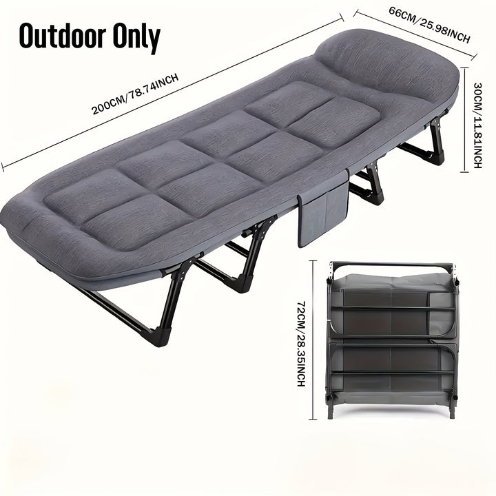 "Lichtgewicht opvouwbaar campingbed van aluminium en RVS in de natuur, ideaal voor kamperen en hiking avonturen."