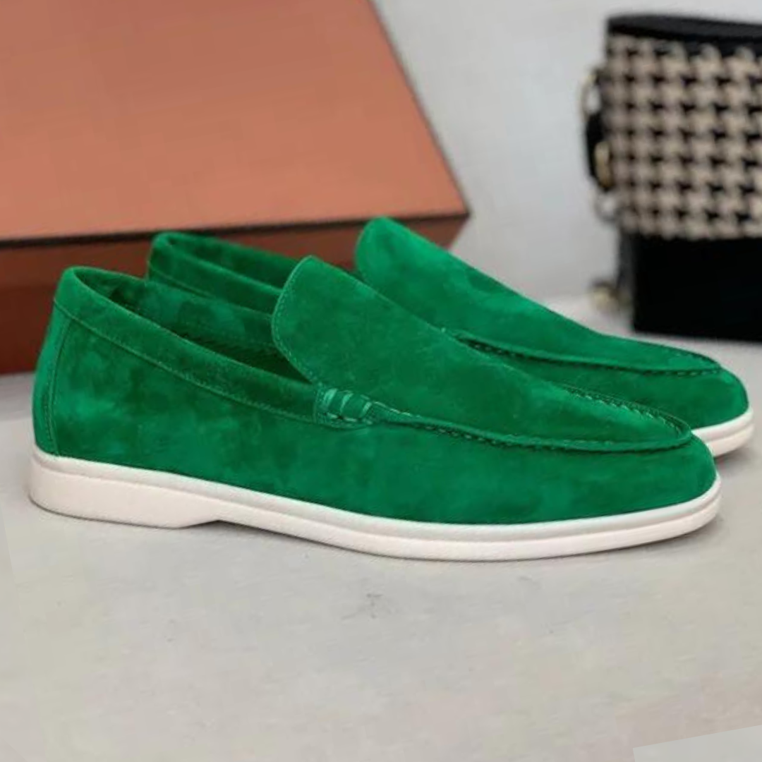 Lucas luxe suède heren loafers beige, voor elegantie en comfort. Hoogwaardig en ademend met antislipzool. Ideaal dagelijks.