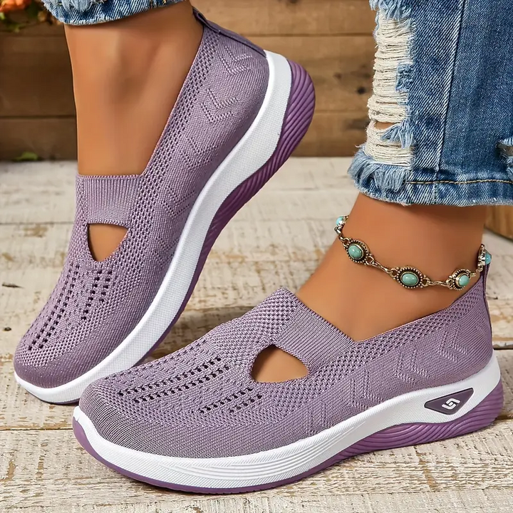 Luchtige dames instappers met ademend materiaal, licht en flexibel, zonder veters, perfect voor dagelijks comfort en stijl.