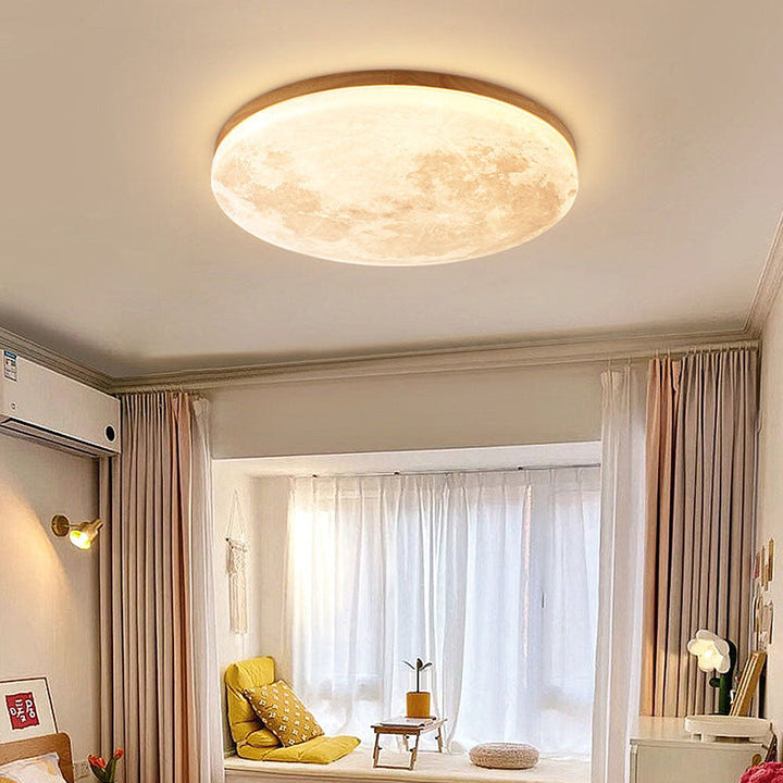 "LunaGlow plafondlamp met realistisch 3D-maanontwerp, zachte LED-verlichting, ideaal voor stijlvolle sfeerverlichting."
