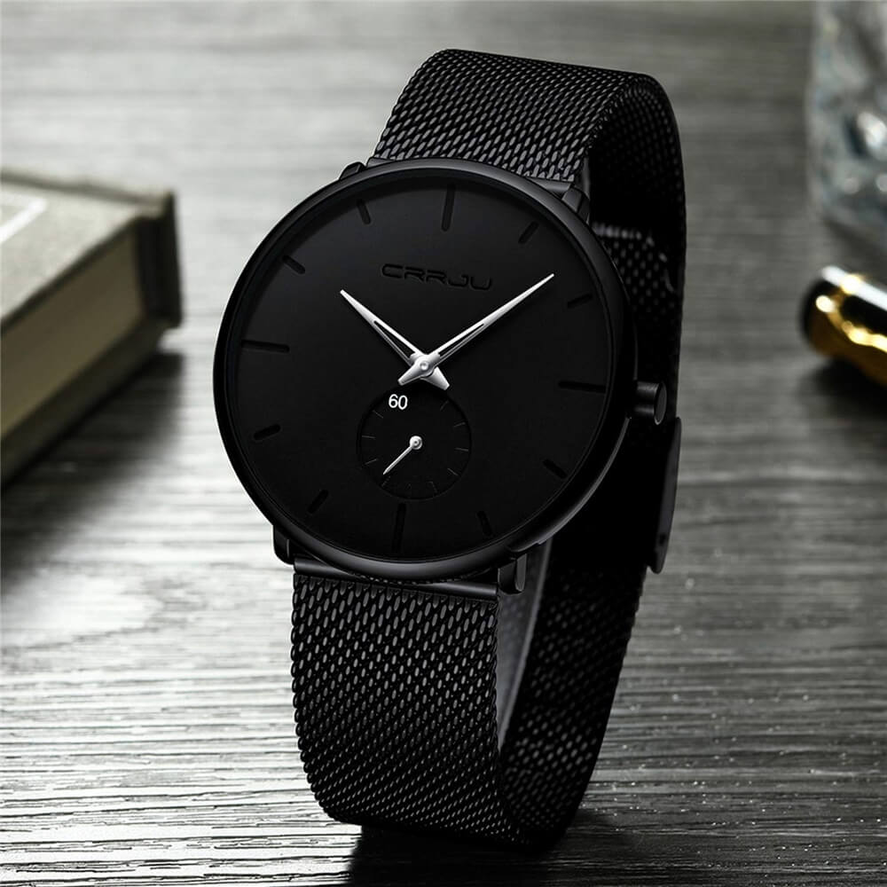 "Luxe heren quartz horloge, minimalistisch design, 40mm wijzerplaat, slanke kast, 3-bar waterbestendig."
