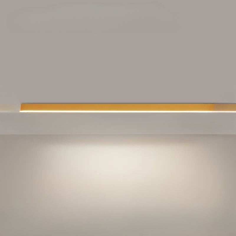"Minimalistische LED plafondlamp met strak aluminium ontwerp, Scandinavische stijl en energiezuinige verlichting."