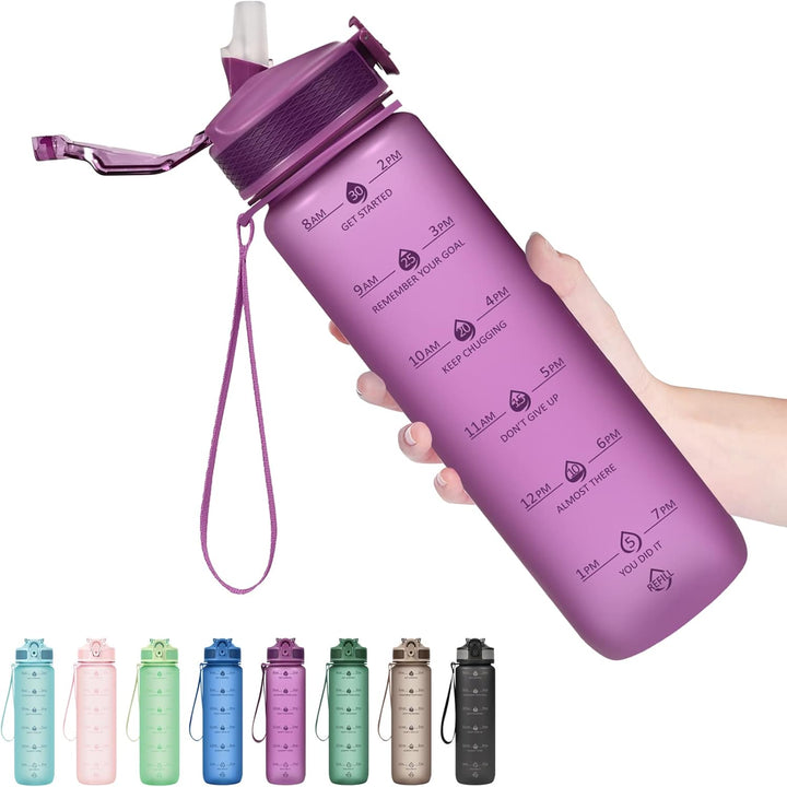 "Motiverende 900ml drinkfles met tijdmarkeringen, lekvrije dop en rietje, BPA-vrij, perfect voor hydratatie en fitness."