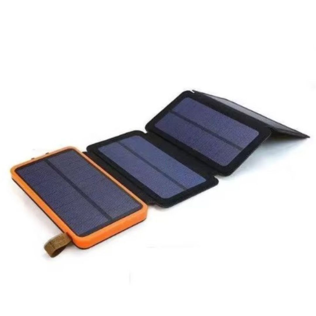 "Opvouwbare zonne-powerbank, robuust en waterdicht, met dubbele USB-poorten en hoogrendement zonnepanelen."