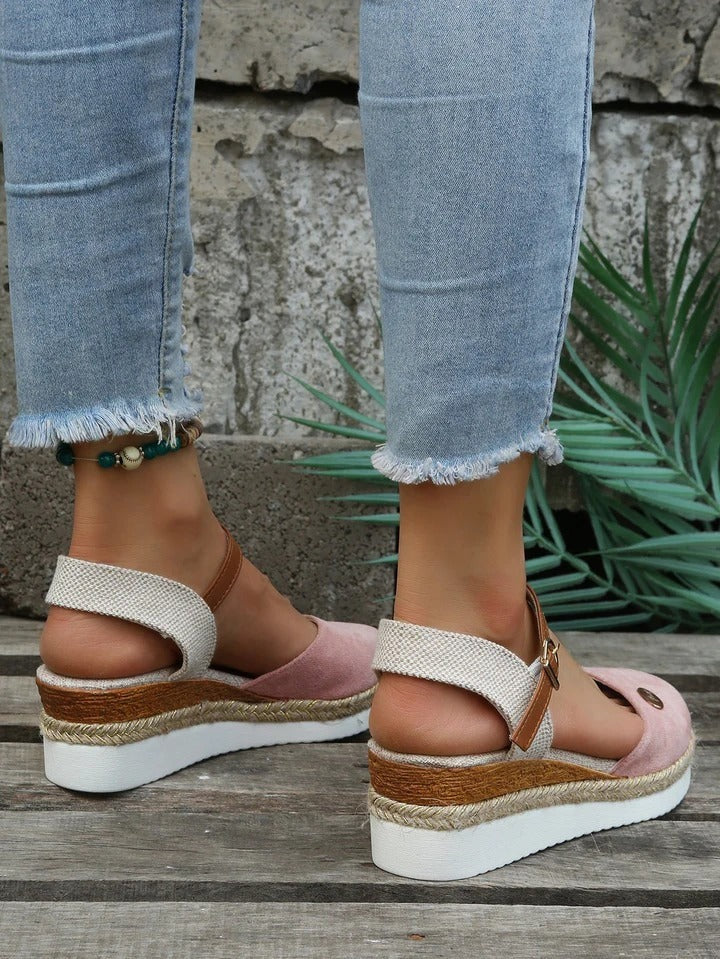 "Orthopedische bruine espadrilles voor dames, stijlvolle sandalen met comfort en duurzame materialen voor dagelijks gebruik."