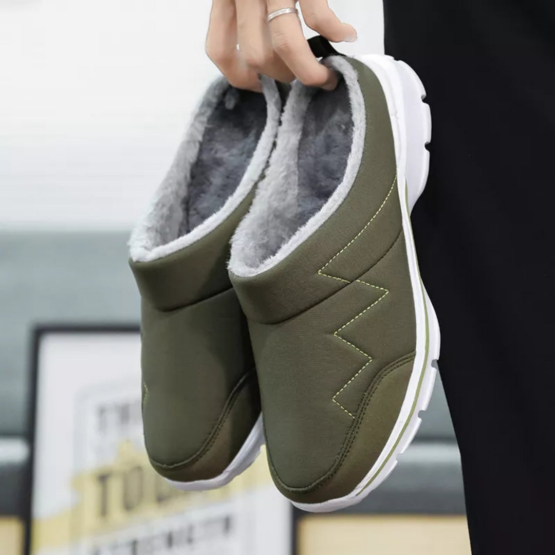 "Orthopedische herenpantoffels met ergonomisch voetbed, zachte voering en antislipzool voor herfst- en wintercomfort."