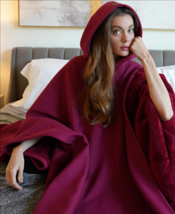 "Oversized Eden Hoodie Blanket in zachte stof, biedt ultiem comfort en warmte. Beschikbaar in diverse kleuren."