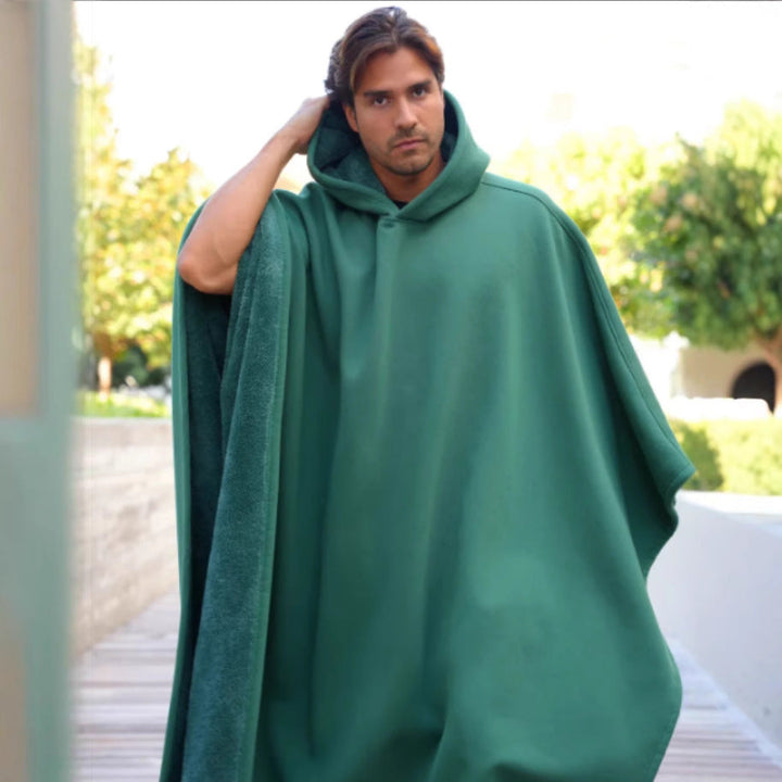 "Oversized Eden Hoodie Blanket in zachte stof, biedt ultiem comfort en warmte. Beschikbaar in diverse kleuren."