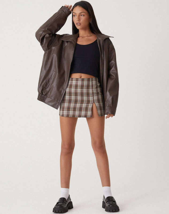 "Oversized leren jas in bitter chocolate kleur, modieus en comfortabel, PU-leer met klassieke kraag en ritssluiting."