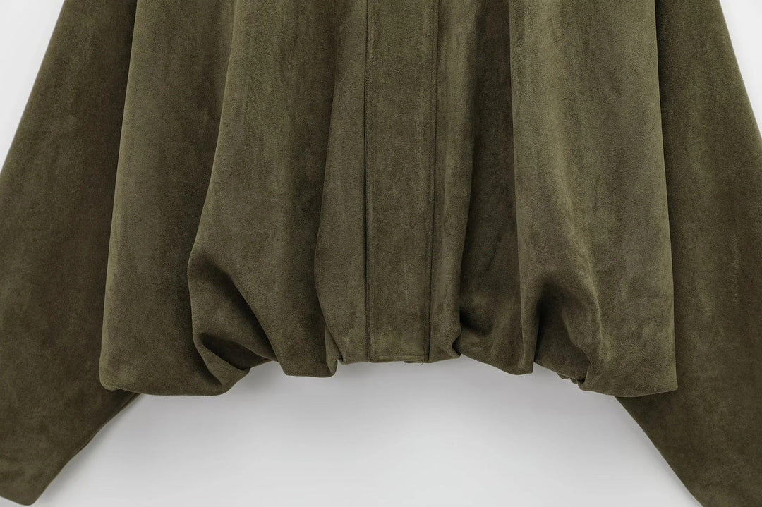 "Oversized suède damesjack met gestructureerde schouders, luxe uitstraling, vintage stijl en moderne elegantie, ideaal voor k