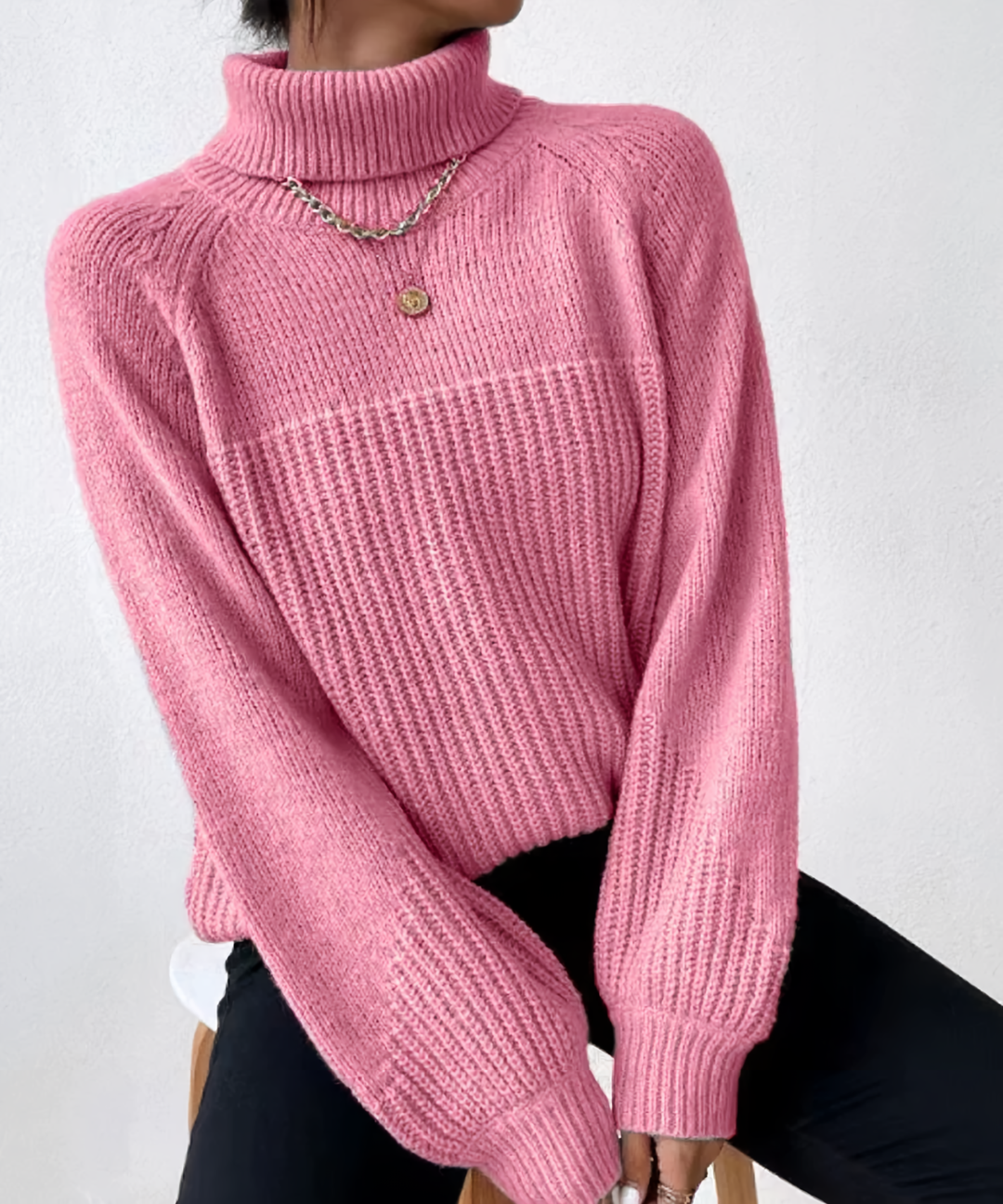"Raglanmouwen trui voor dames, winterkleding, elegant ontwerp in grijze katoenmix, comfort en stijl, moderne look."