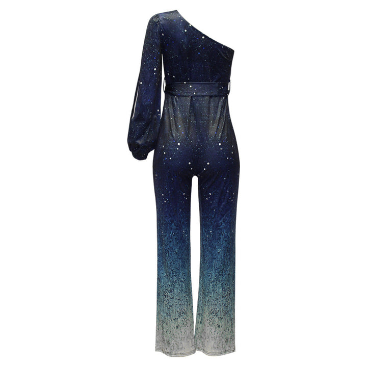 "Retro blauwe one shoulder jumpsuit met ombre wijde pijpen en opvallende 70s glamour, ideaal voor feestjes en evenementen."