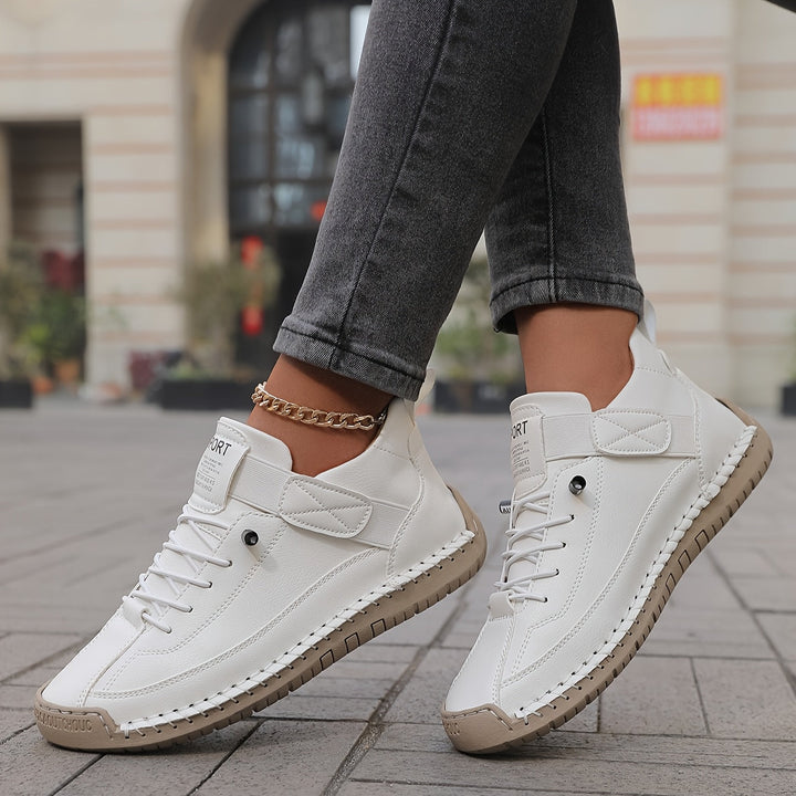 Retro handgenaaide laarzen voor dames, comfortabel instapmodel, antislipzool, elegant design, duurzaam, veelzijdig.
