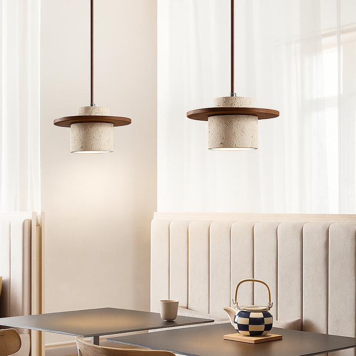 "Retro plafondlamp van travertin en hout met verstelbare kabel tot 170 cm, geschikt voor LED-verlichting."
