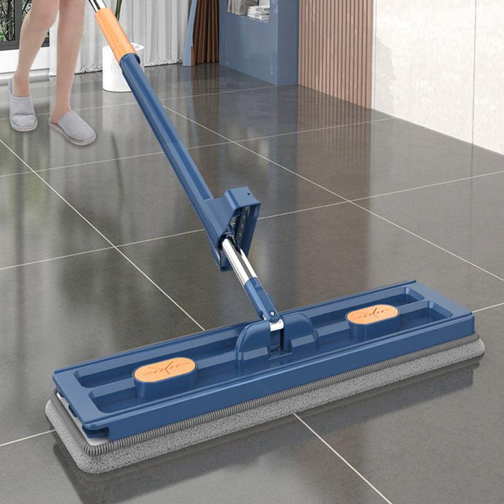 "Revolutionaire mop met 360° rotatie, geïntegreerde schraper en RVS steel voor efficiënte schoonmaak van houten en tegelvloer