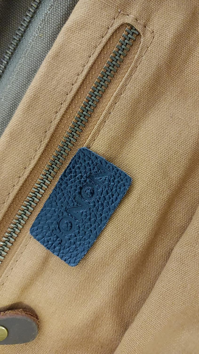 "Schoudertas Heren Canvas met Laptop Vakken, robuust en stijlvol, militaire uitstraling, geschikt voor dagelijks gebruik."