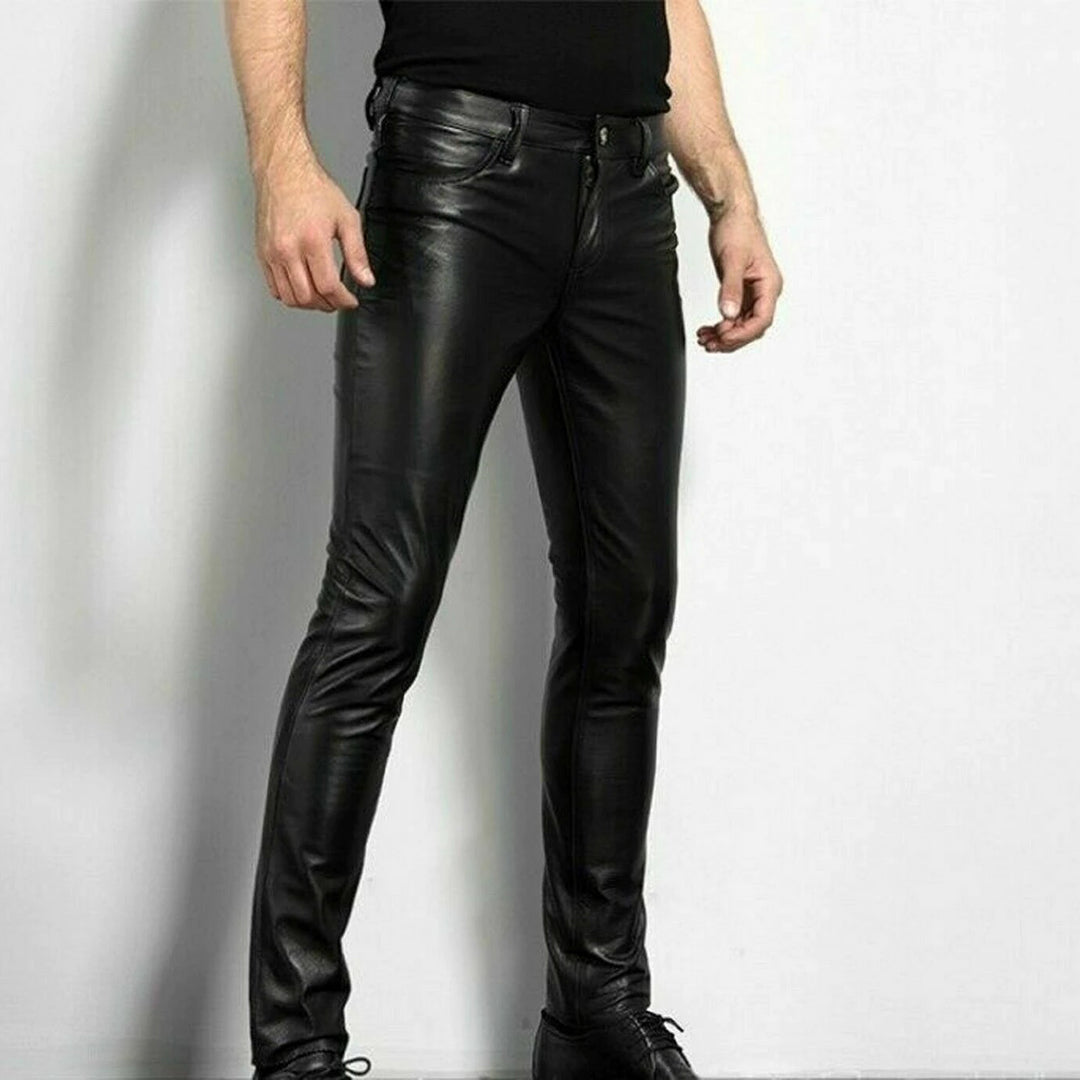 "Slank fit zwarte leren broek heren, elegant design, accentueert lichaamscontouren, geschikt voor casual en formele gelegenhe