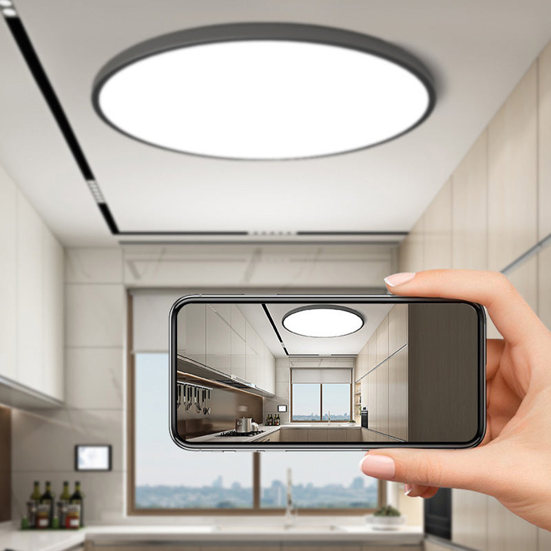 Slanke platte LED plafondlamp met modern design, energiezuinig wit of zwart, geschikt voor elke ruimte.