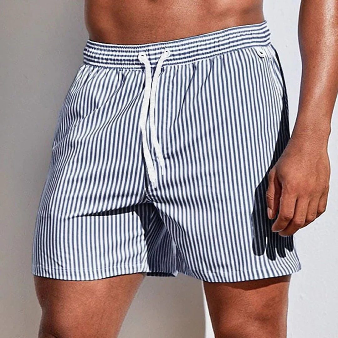 "Sneldrogende heren board short, lichtblauw, elastische tailleband, stijlvolle strandkleding voor zomerse looks."