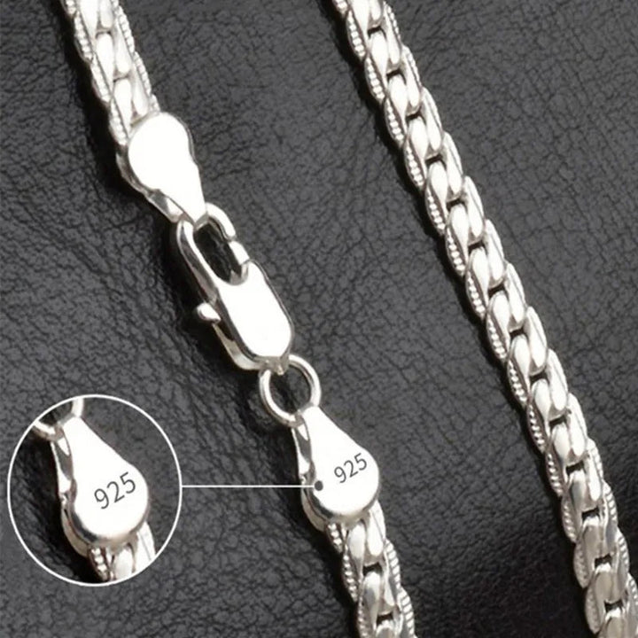 Sterling zilveren halsketting, tijdloze elegantie, glanzend 925 zilver, verfijnde afwerking, perfect voor elke gelegenheid.