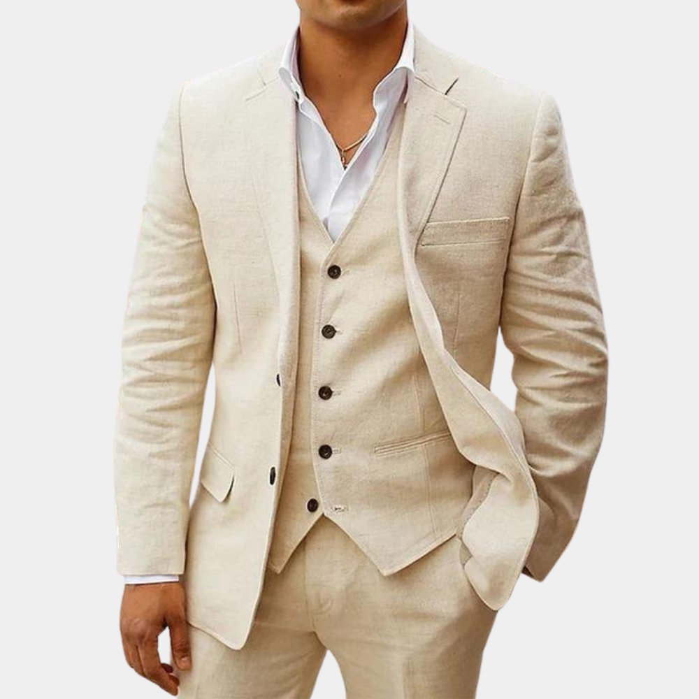 Stijlvol 3-delig herenpak in ademend linnen, lichtblauw, met colbert, gilet en pantalon, ideaal voor zomerse bruiloften.